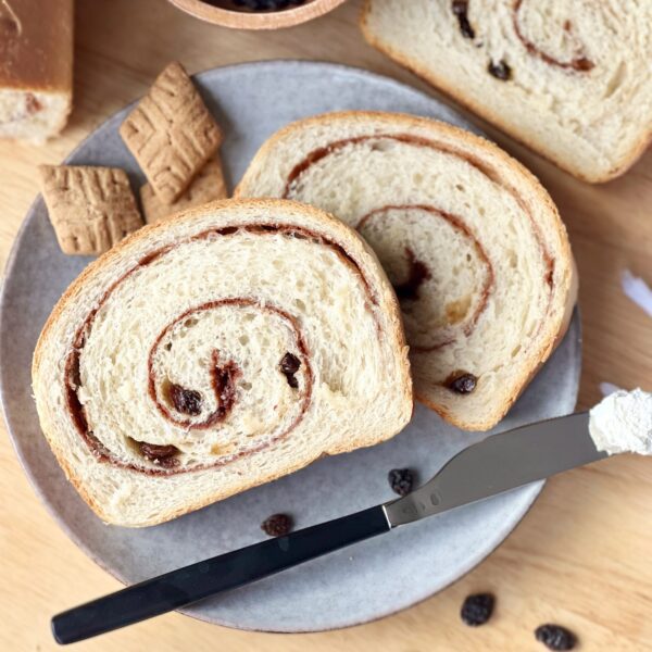 sourdough cinnamon raisin bread