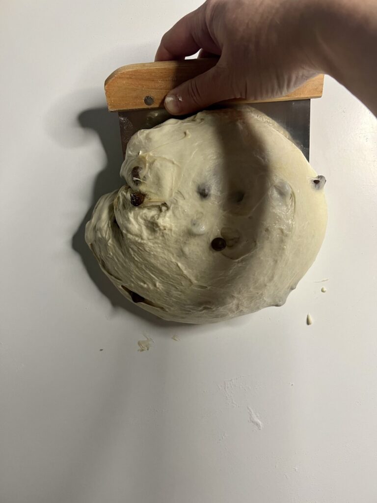Pre-shape the dough