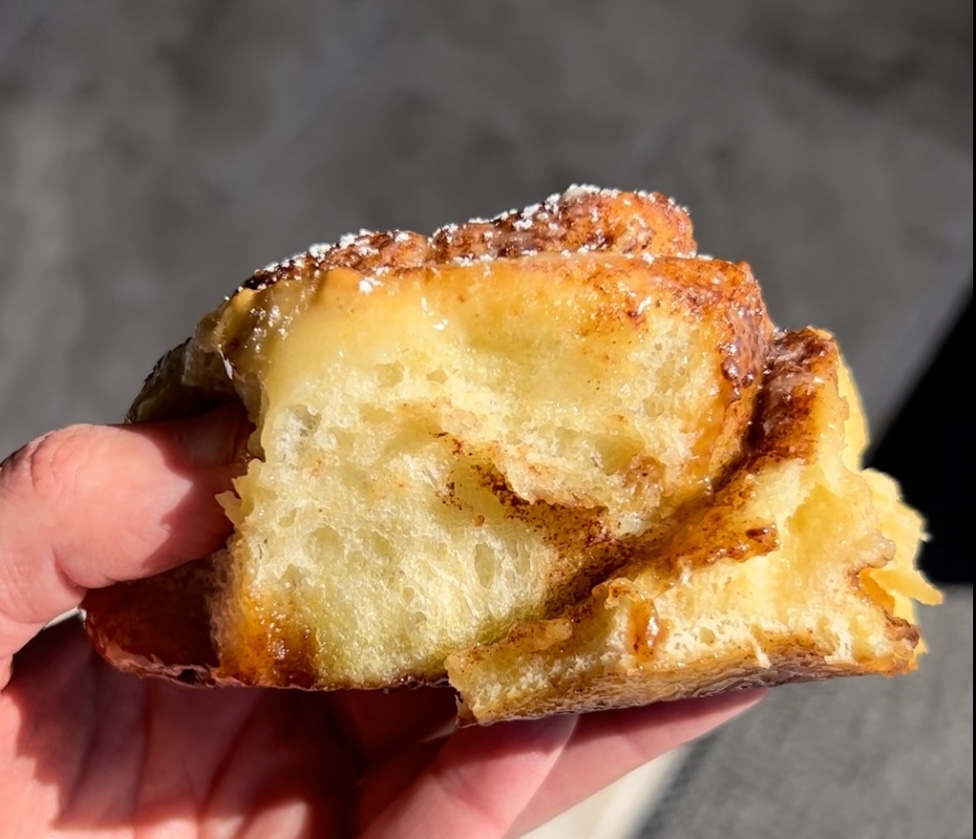 Sourdough cinnamon rolls - crumb