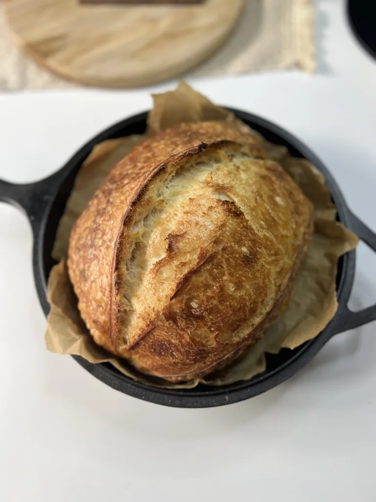 Simple Sourdough Recipe - bake the sourdough bread