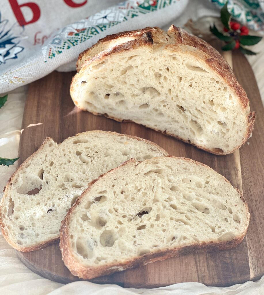 Sourdough Bread (with a sweet levain) 
 slices