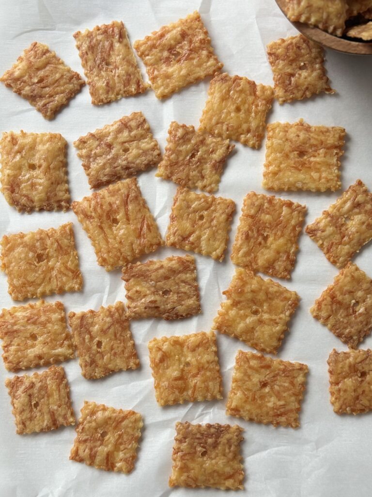 sourdough cheese crackers