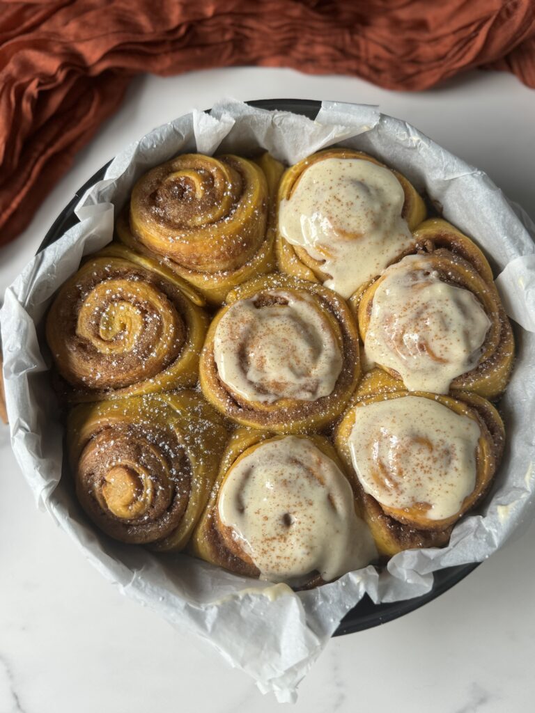 sourdough pumpkin cinnamon rolls