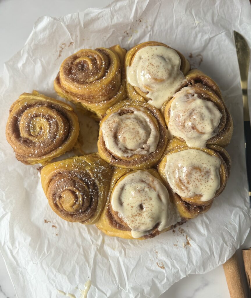 sourdough pumpkin cinnamon rolls