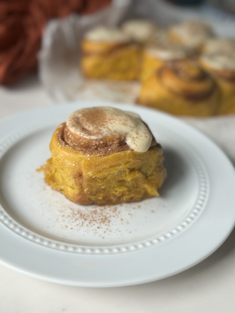 sourdough pumpkin cinnamon rolls