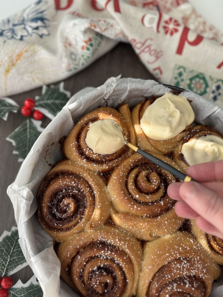 frosted gingerbread cinnamon rolls