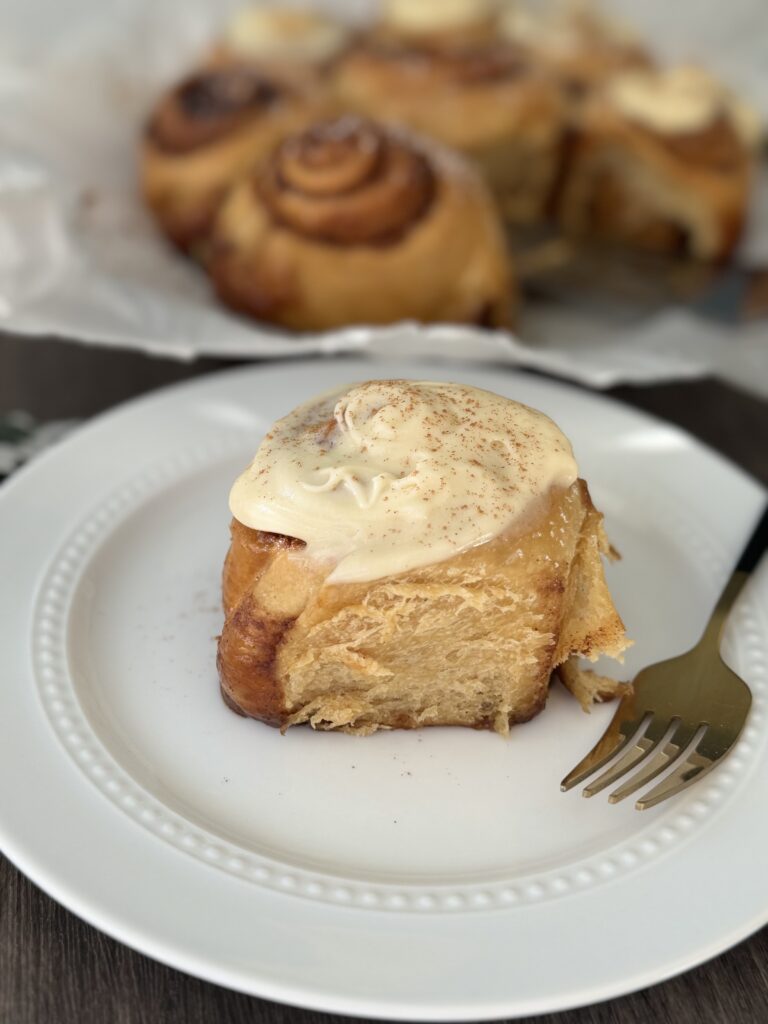 sourdough gingerbread cinnamon rolls