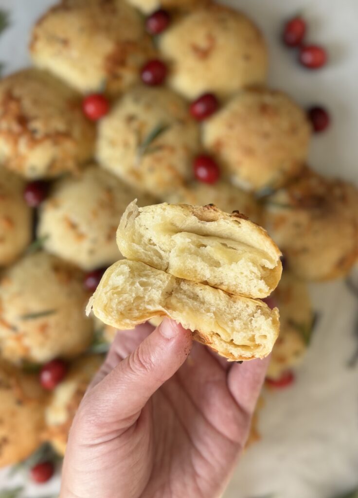 sourdough Christmas tree pull-apart rolls