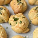 sourdough discard garlic knots