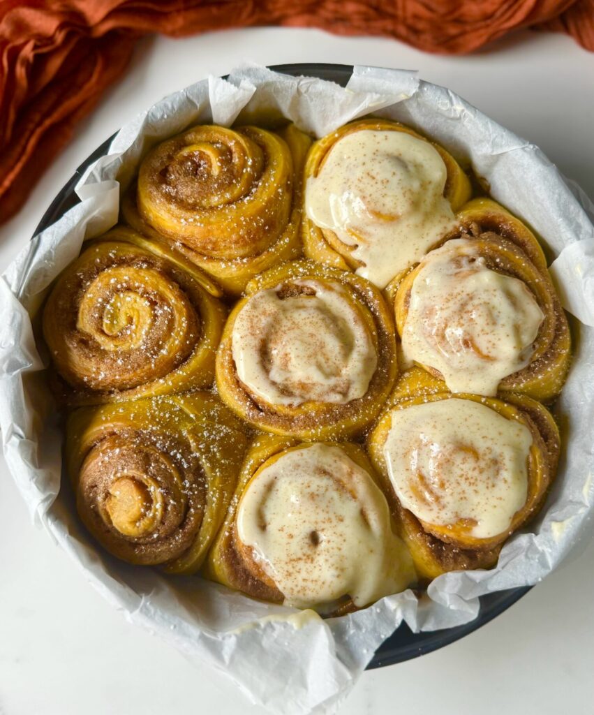 sourdough pumpkin cinnamon rolls