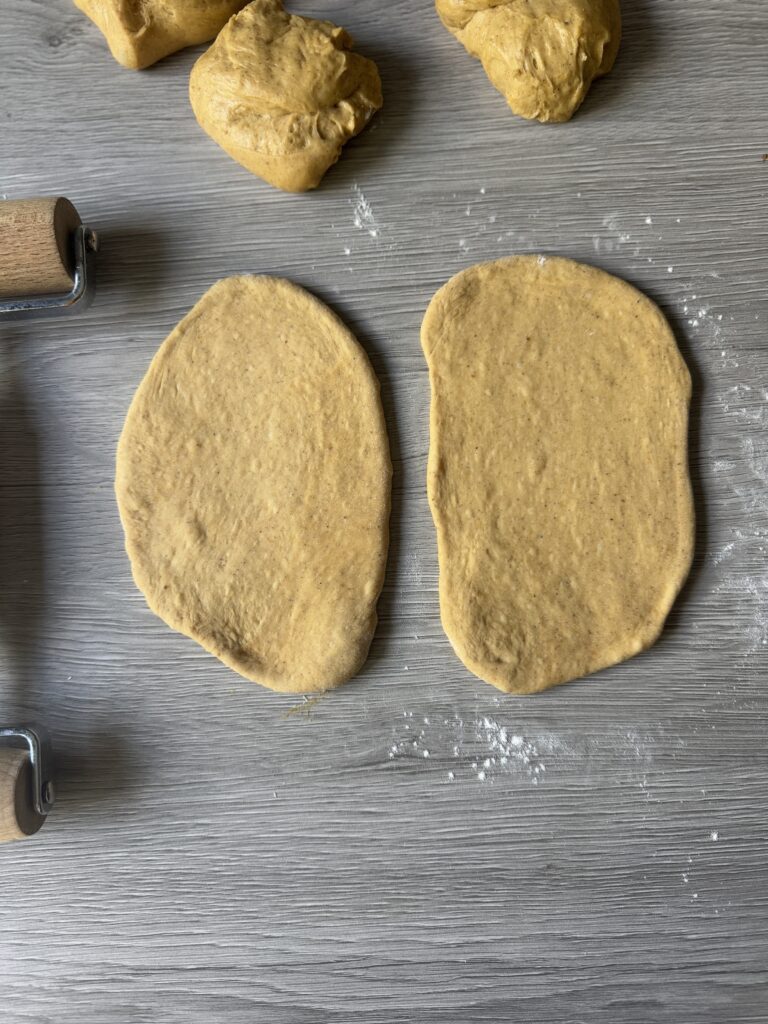 shaping pull-apart loaf