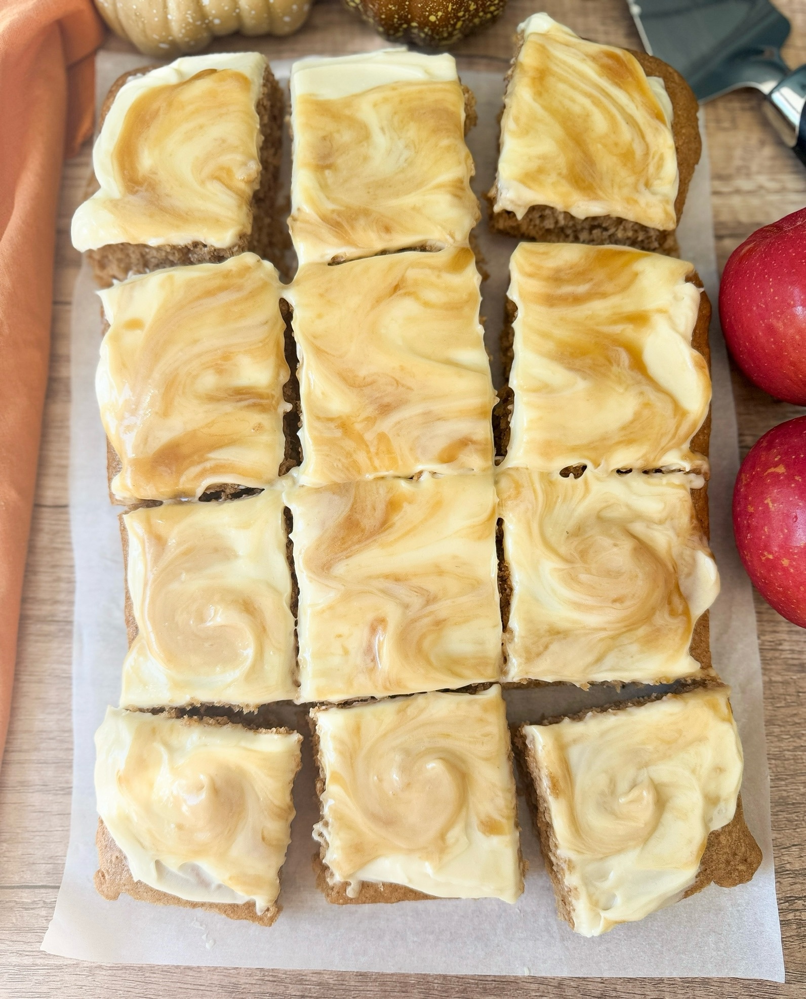 sourdough applesauce cake