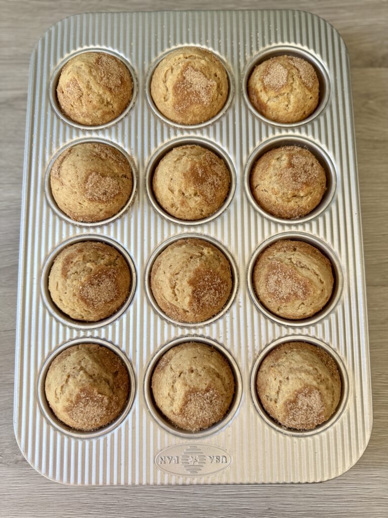 baked snickerdoodle muffins