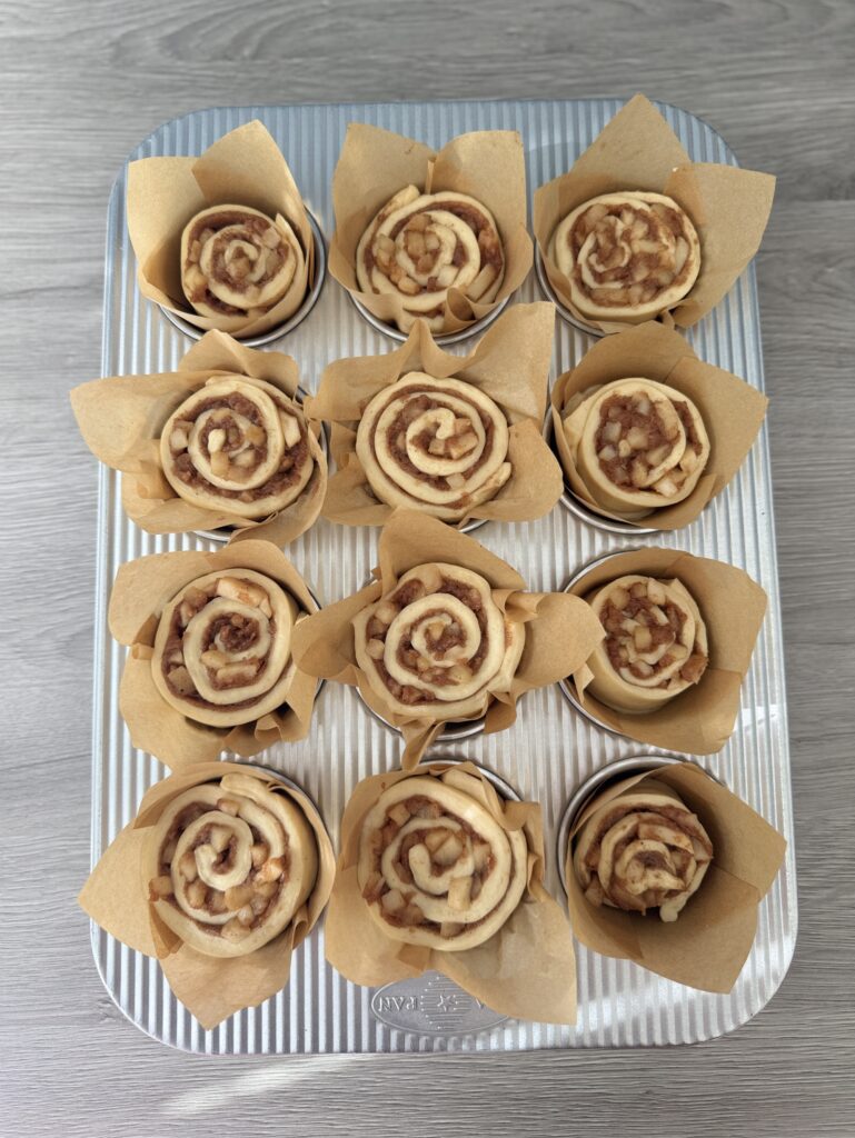 apple cinnamon rolls in pan
