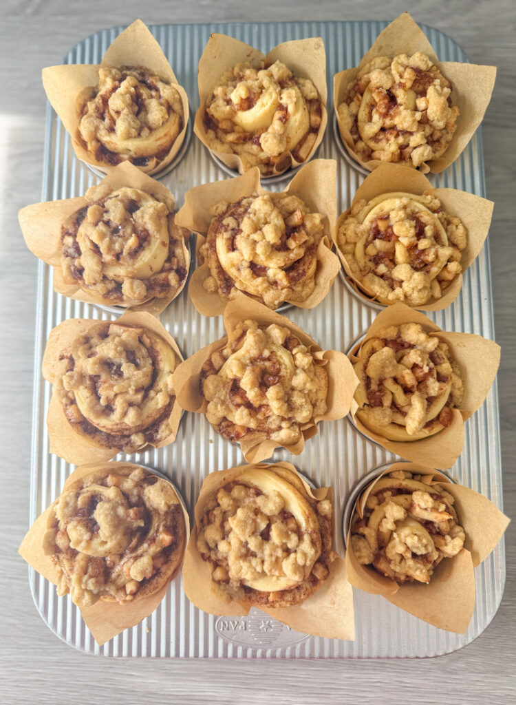 baked apple cinnamon roll muffins
