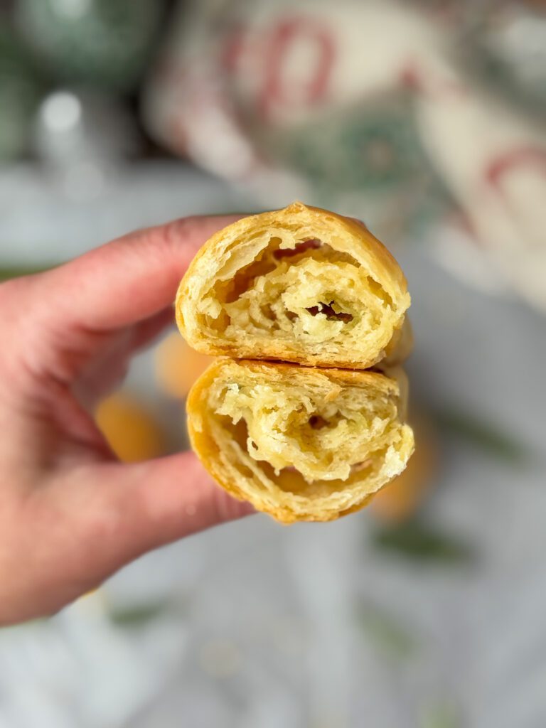 cheese stuffed crescent rolls