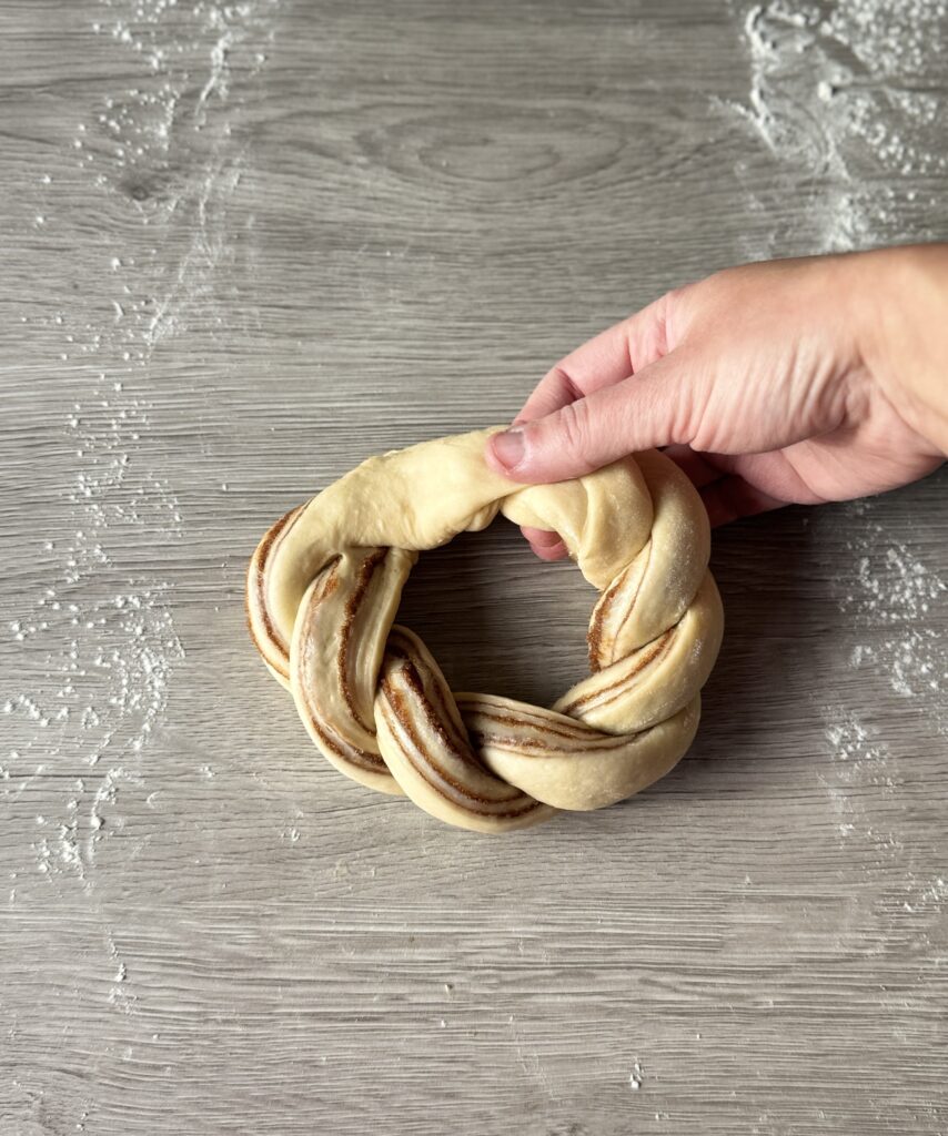 braided cinnamon swirl bread