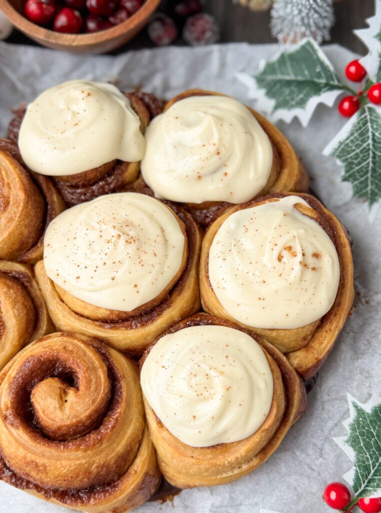 frosted gingerbread cinnamon rolls
