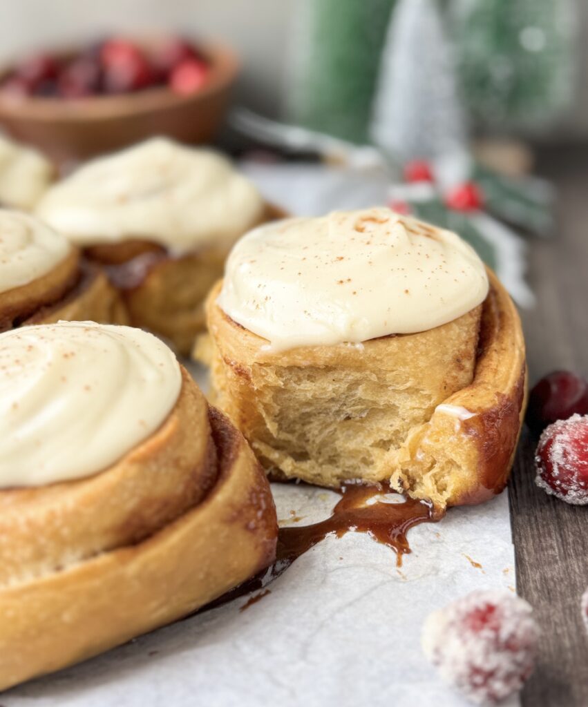 gingerbread cinnamon rolls
