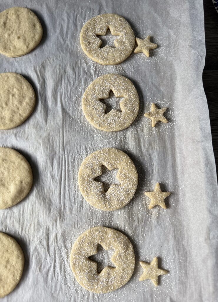 powdered sugar jammie dodgers