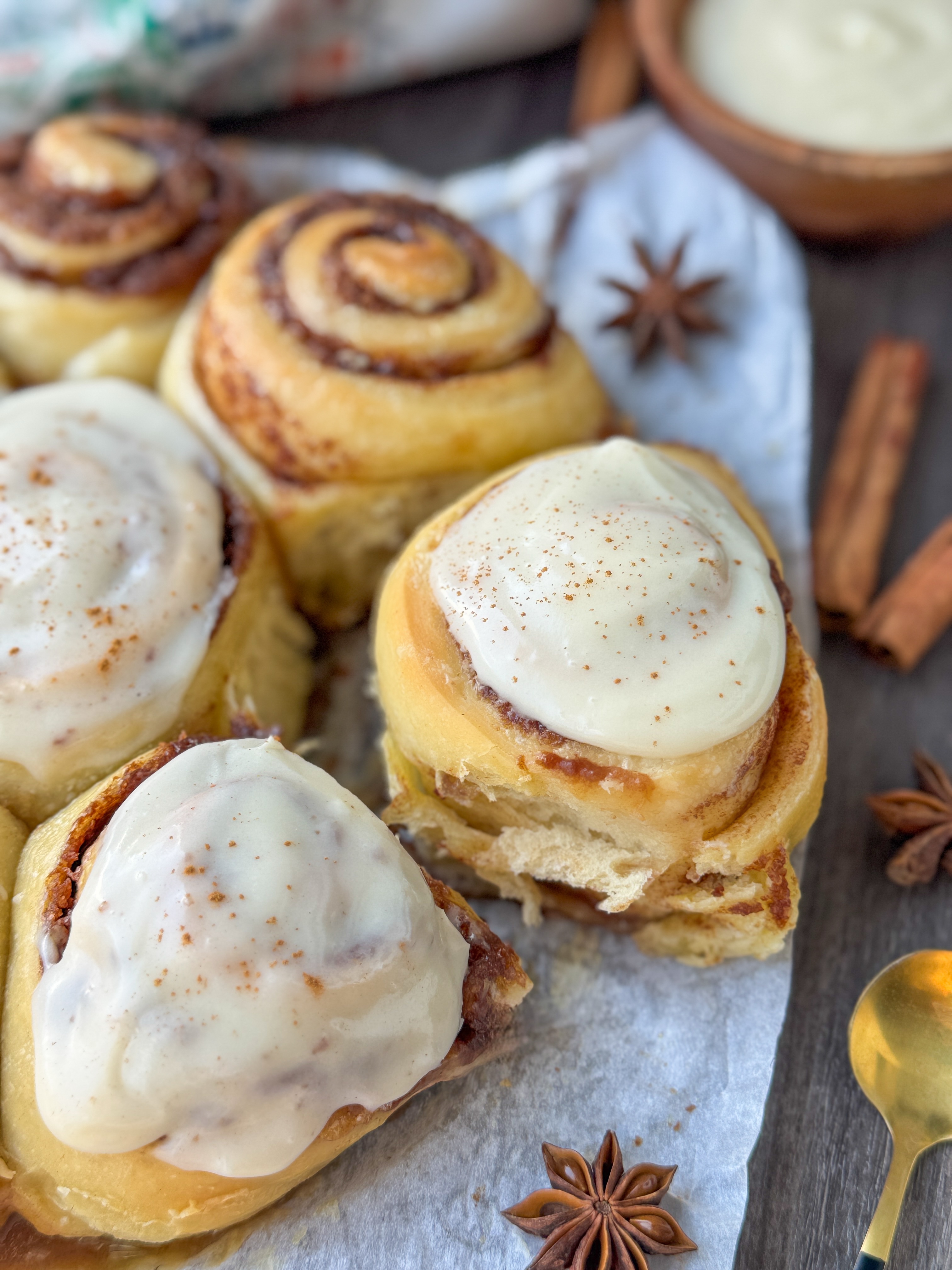 sourdough cinnamon rolls