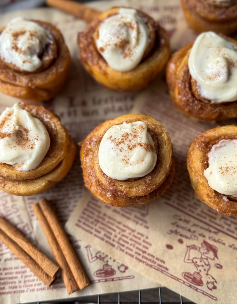 sourdough discard cinnamon roll muffins