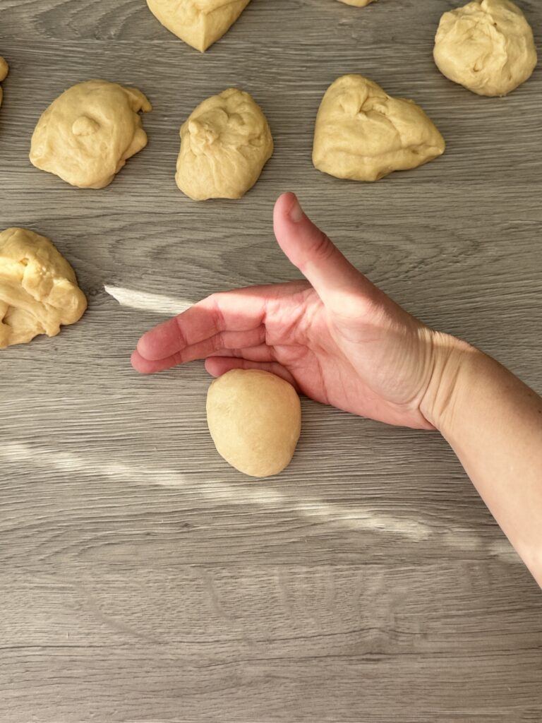 shaping Hawaiian rolls