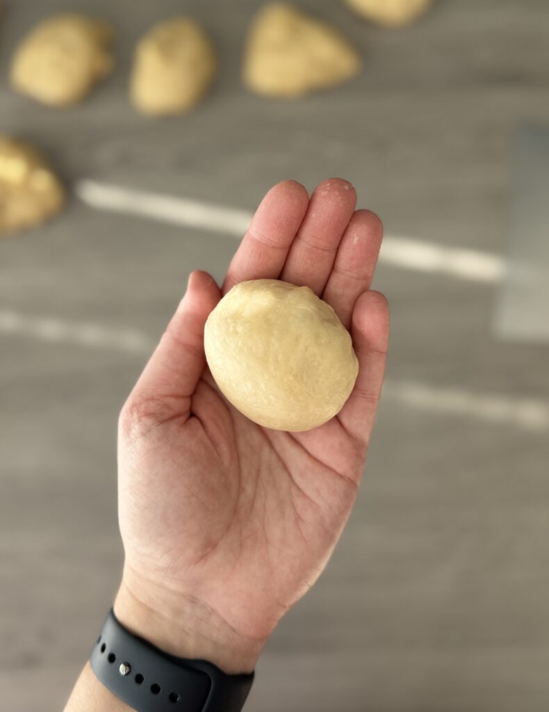 shaping Hawaiian rolls