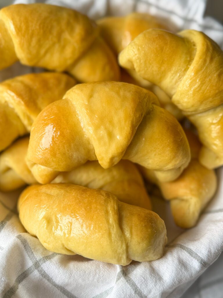 sourdough discard crescent rolls