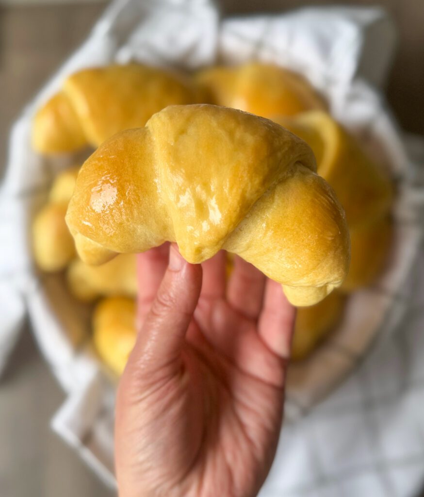 sourdough discard crescent rolls