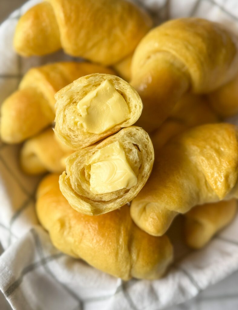 sourdough discard crescent rolls