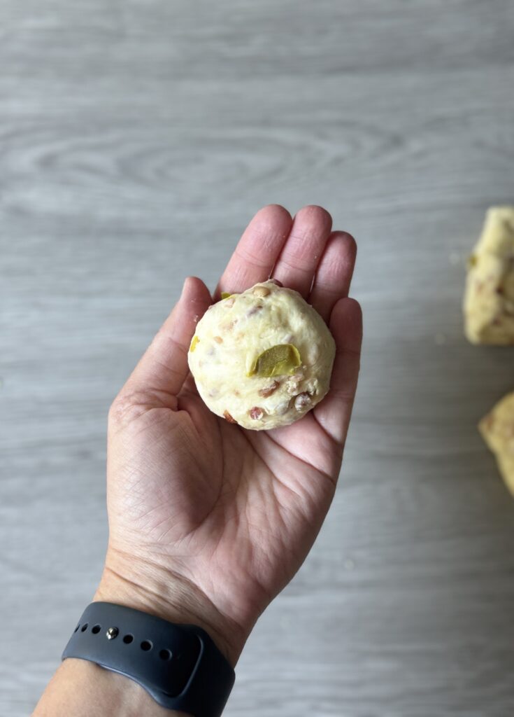 shaping biscuit bombs