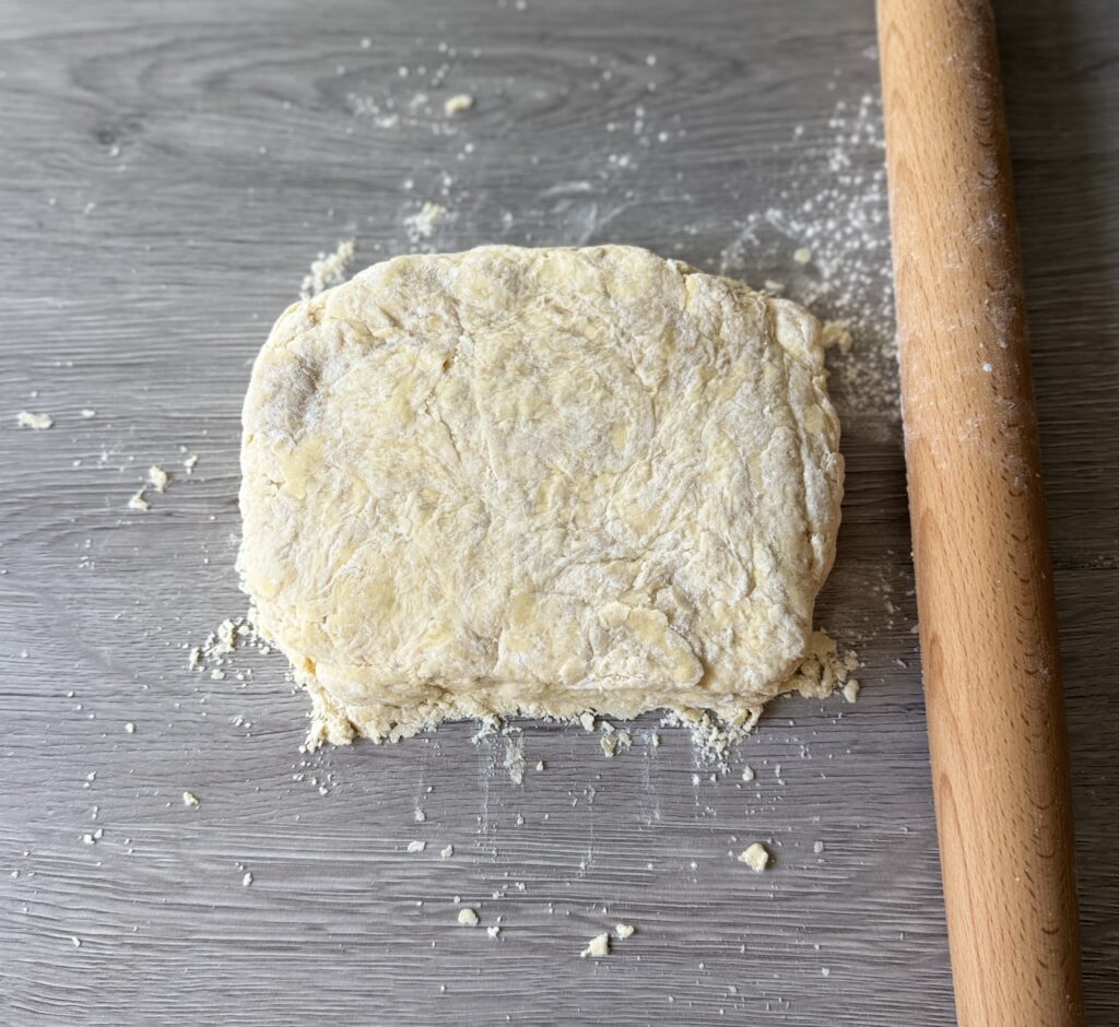 layering method for biscuits