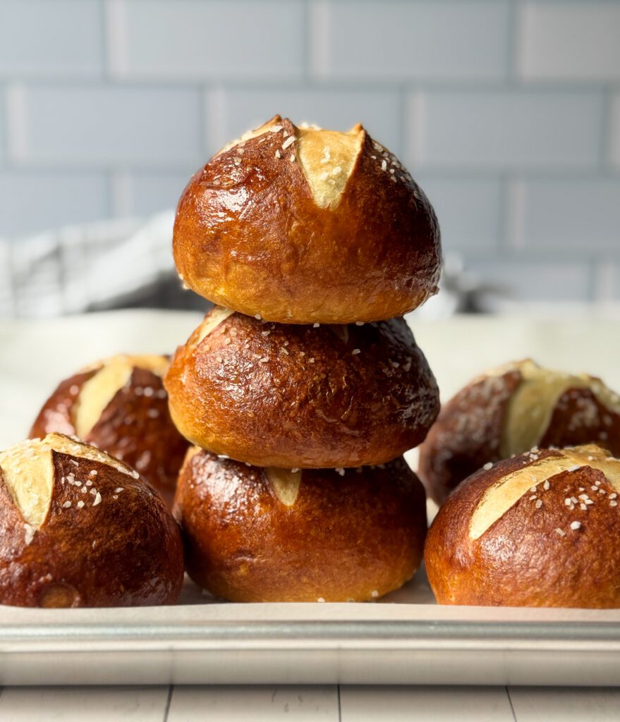 sourdough discard pretzel buns