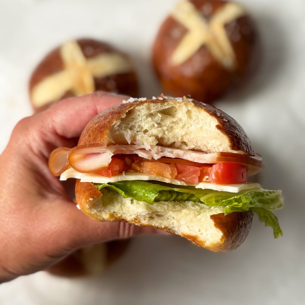 sourdough discard pretzel buns
