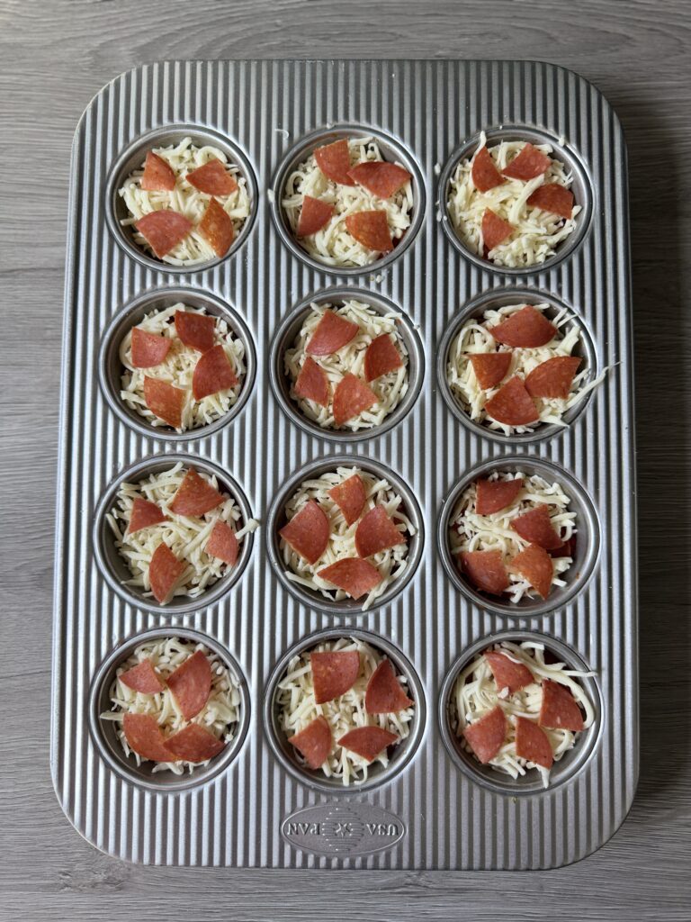 assembling pizza cups