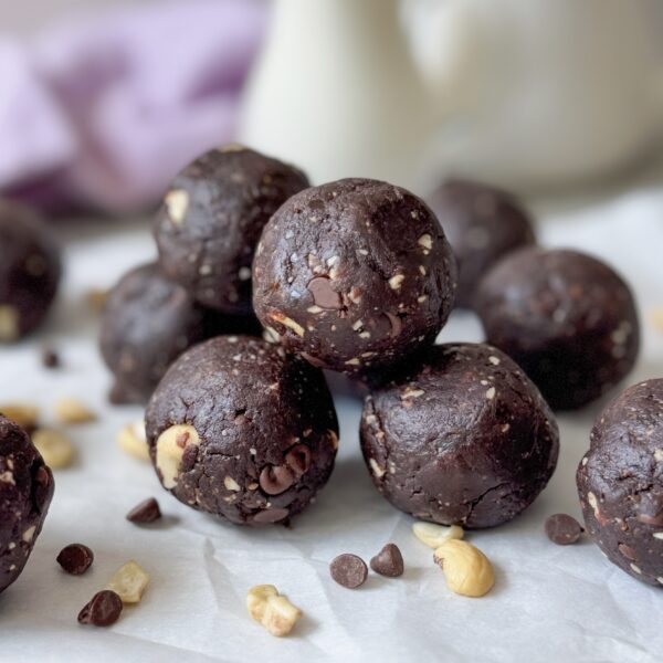 Chocolate Brownie Date Balls