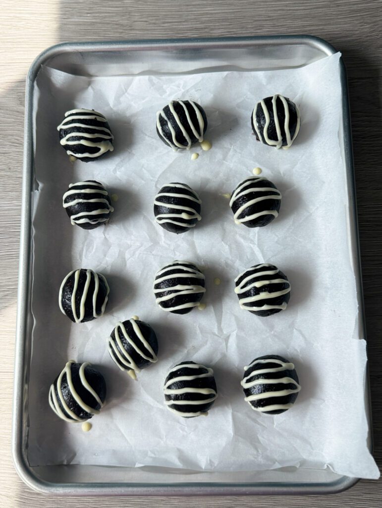 white chocolate drizzle oreo balls