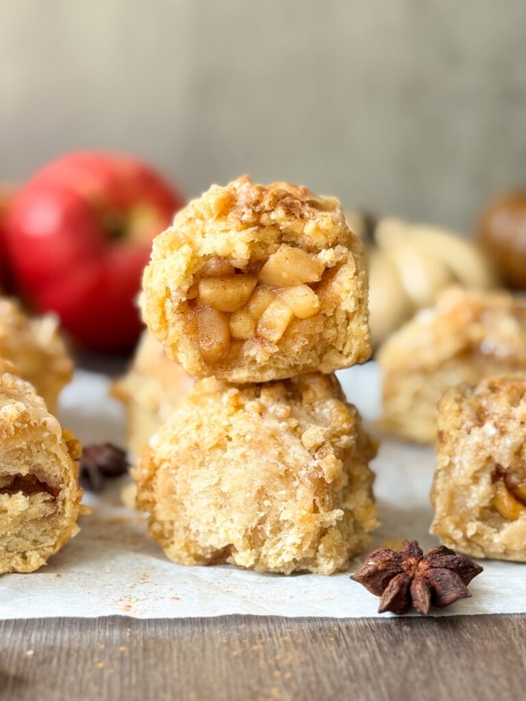 apple biscuit bombs