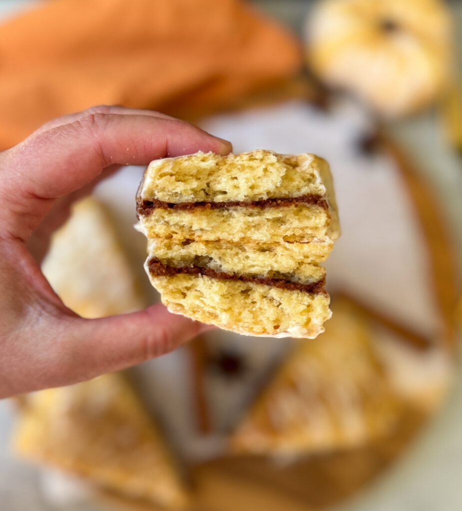 cinnamon roll scones