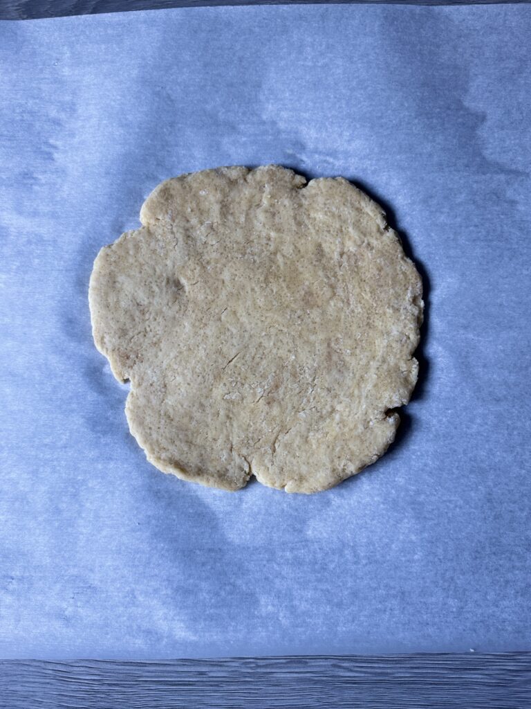 shaping cinnamon roll scones