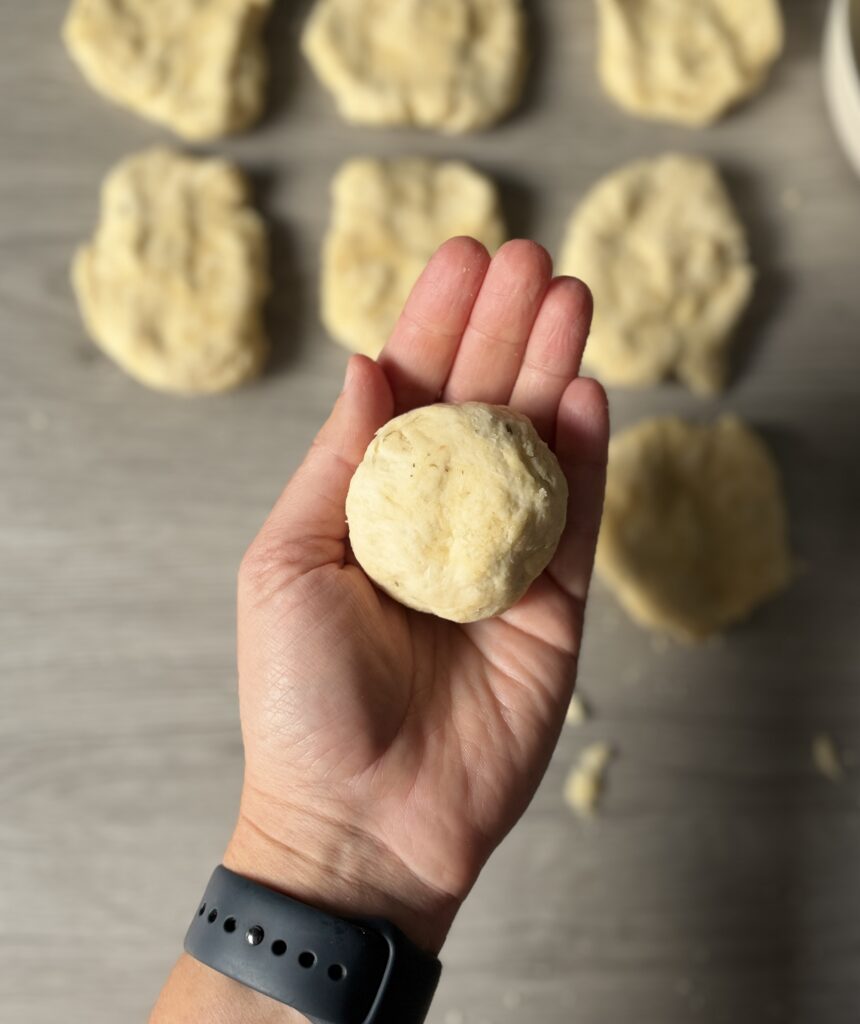 pizza bomb shaping