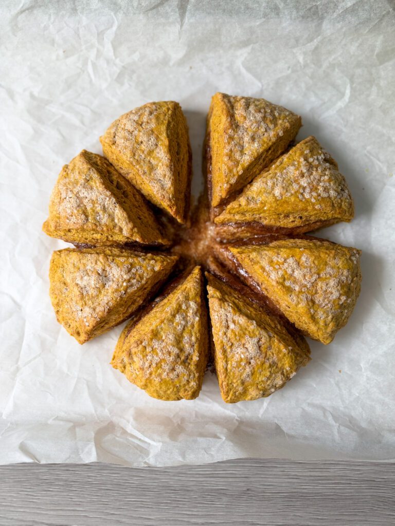 baked pumpkin cinnamon roll scones