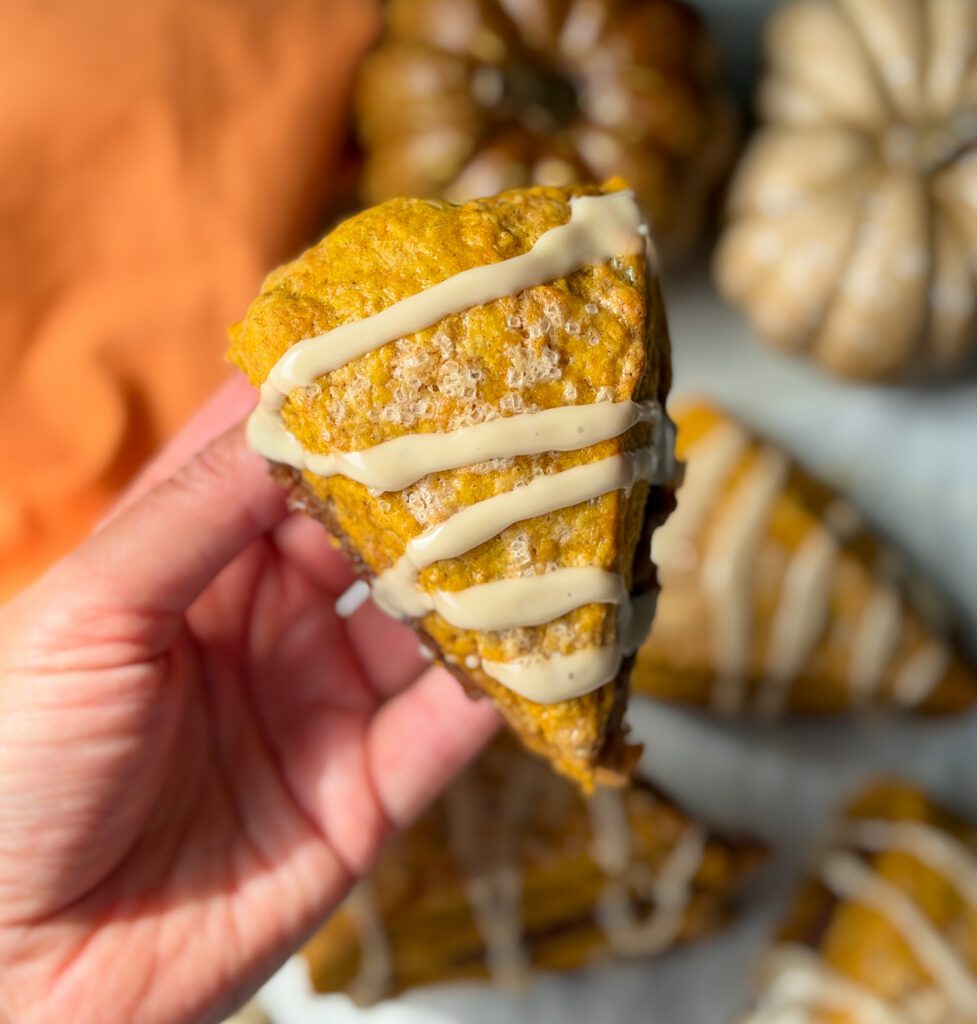 pumpkin cinnamon roll scones