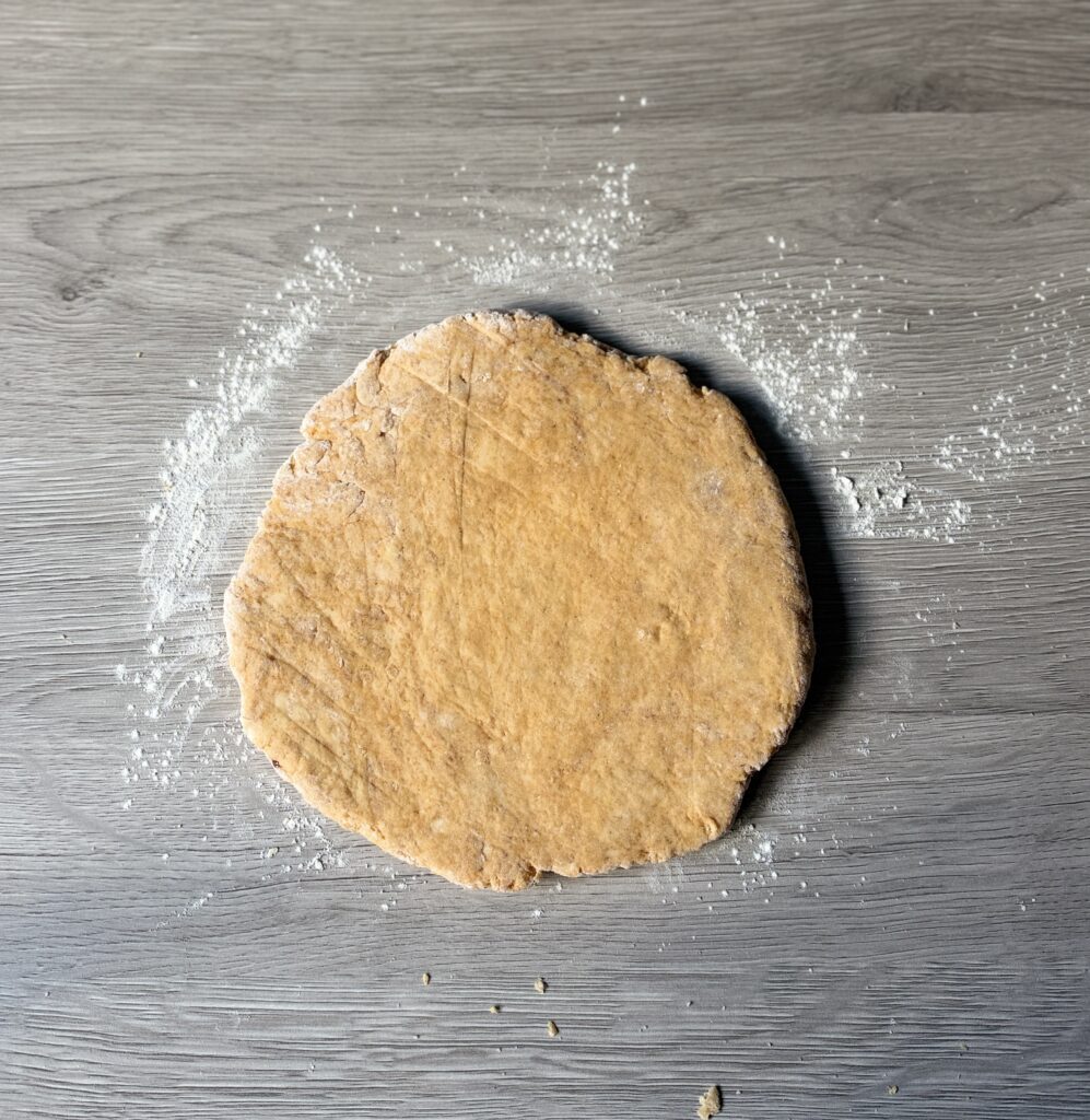 cinnamon roll scones